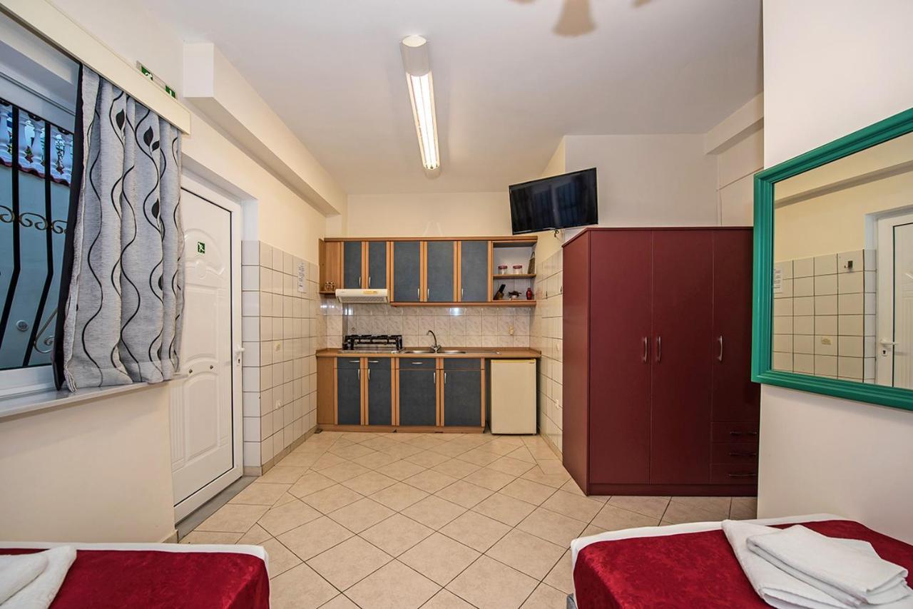 Andretina Sea View Apartments Циливи Екстериор снимка