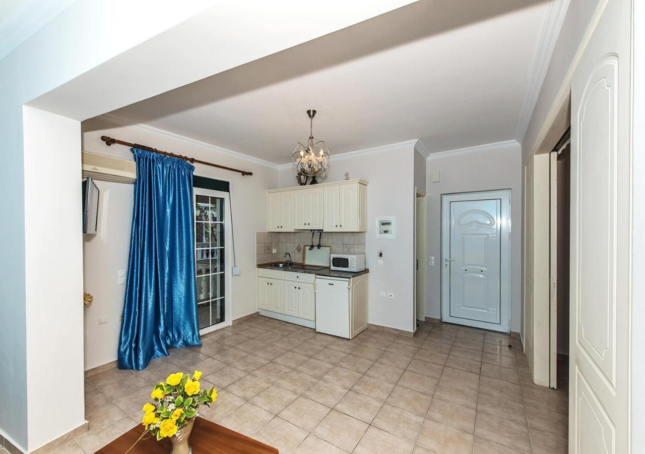 Andretina Sea View Apartments Циливи Екстериор снимка